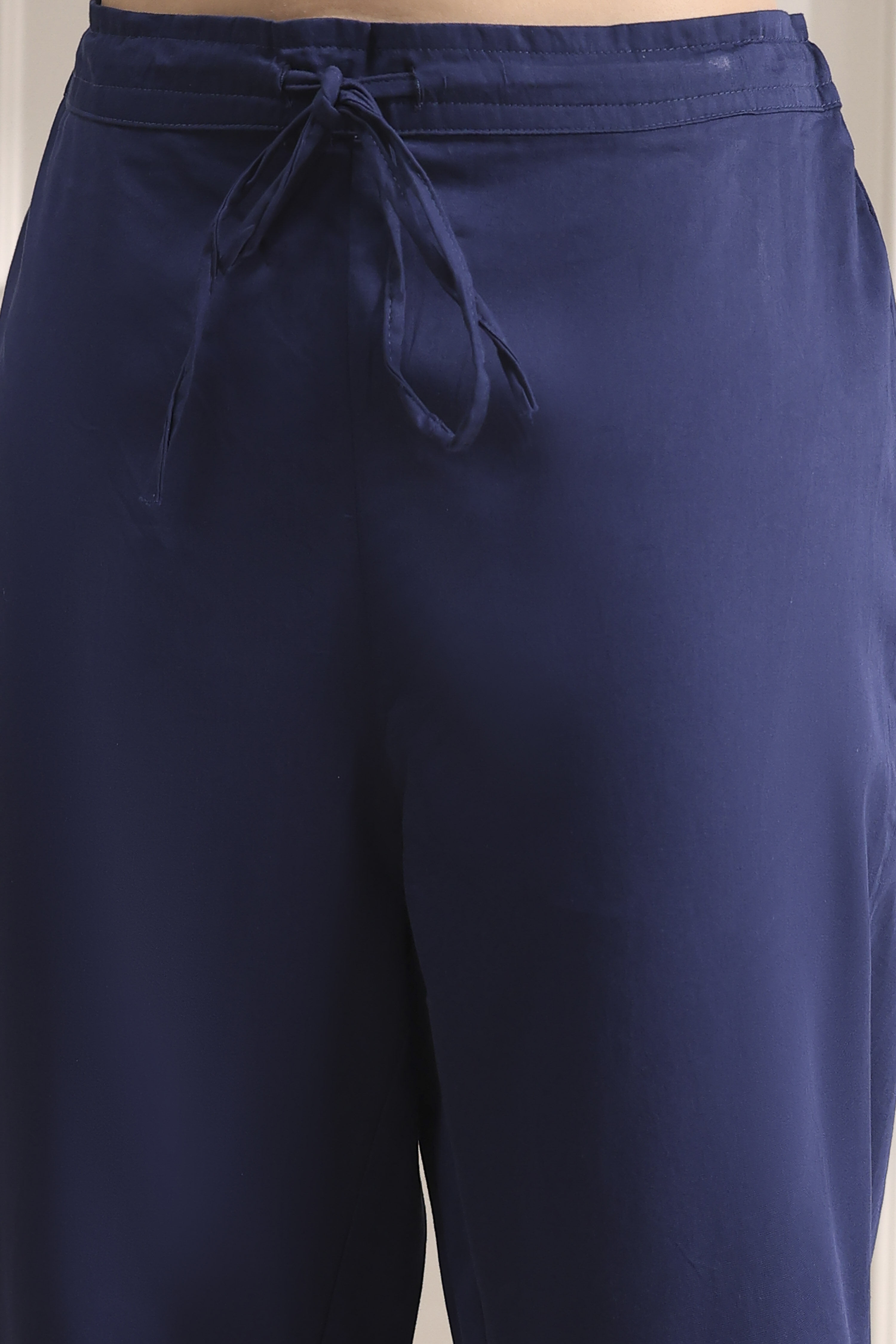 Blue Chanderi Embroidered Straight Suit Set image number 2