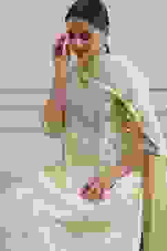 Natural White Silk Straight Yarndyed Suit Set image number 7