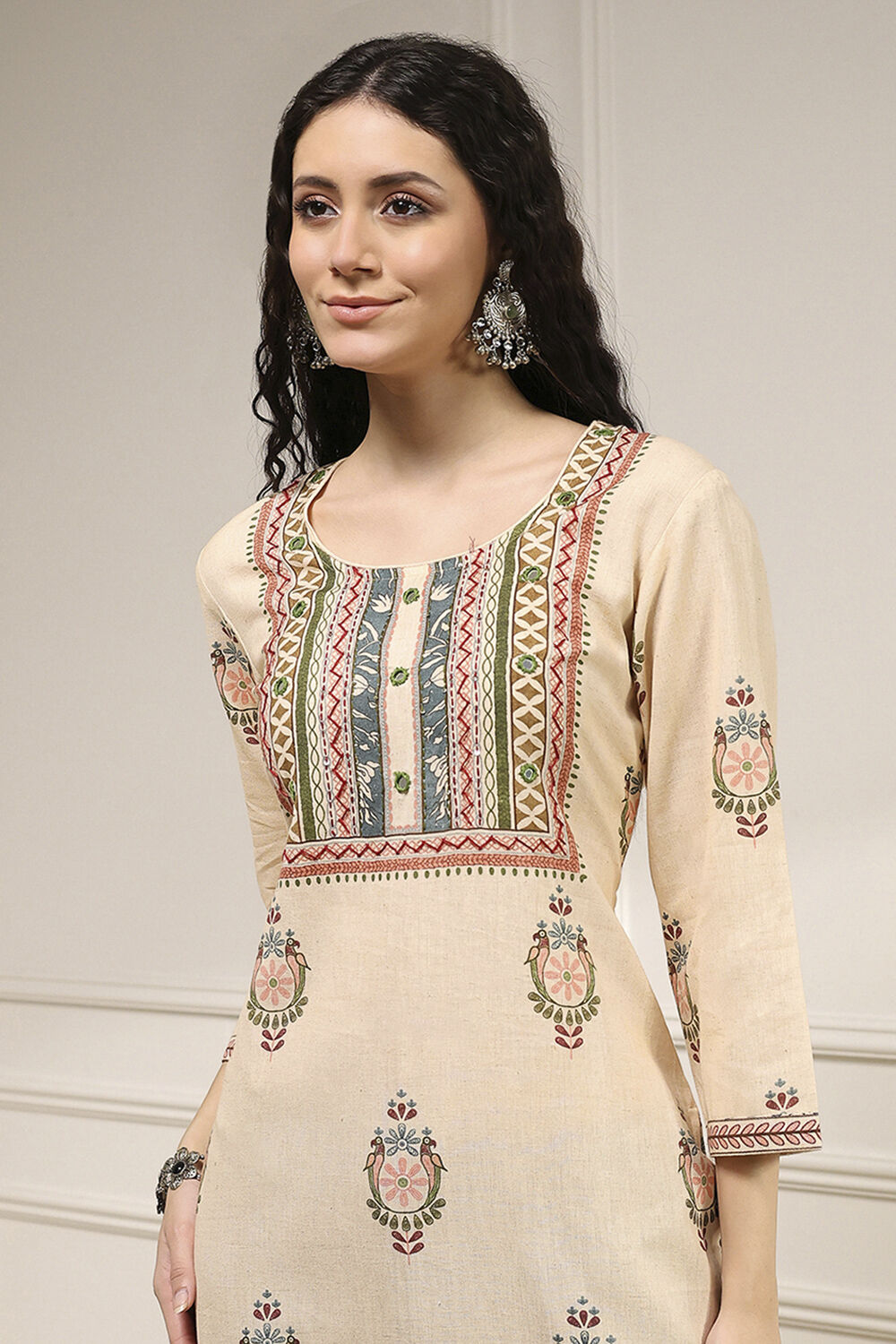 Off White Cotton Printed Embroidered Unstitched Suit Set image number 2