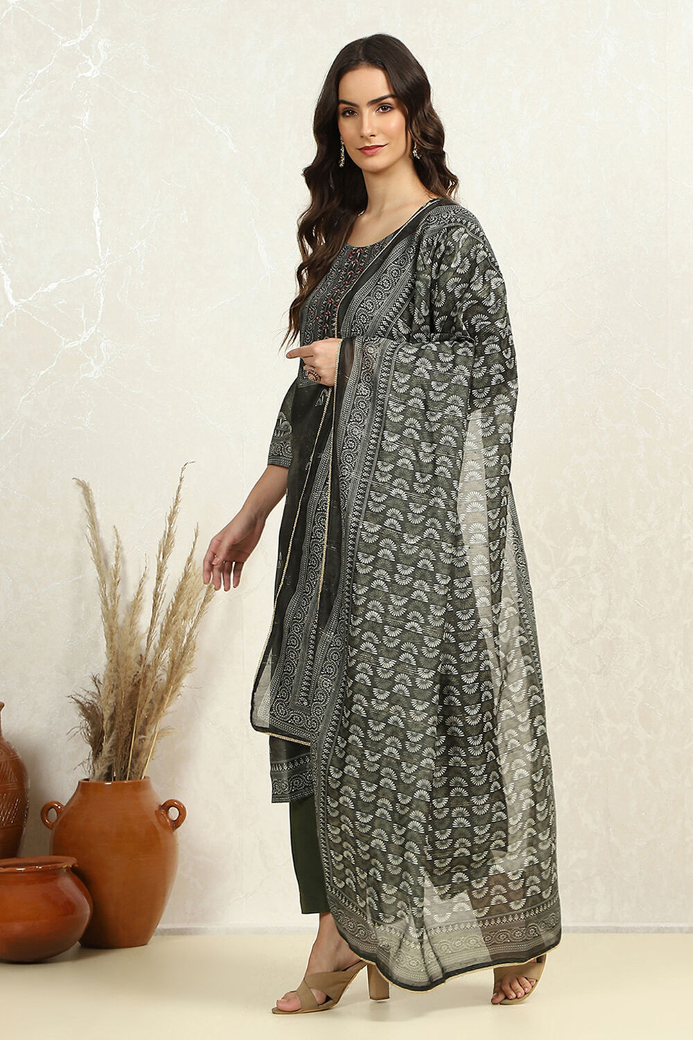 Green Chanderi Floral Printed Unstitched Suit Set image number 4