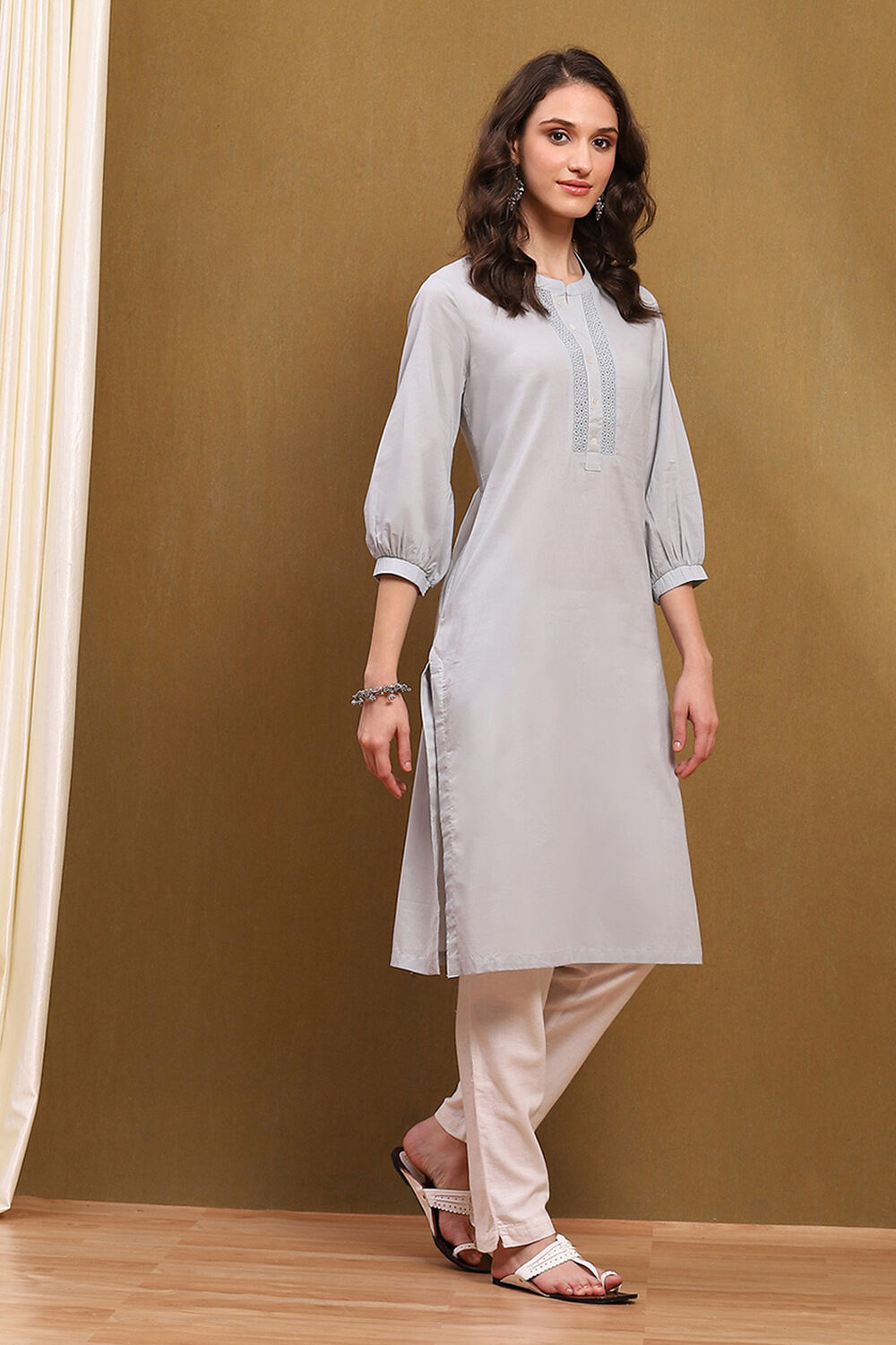 Steel Grey Cotton Solid Regular Fit Straight Kurta image number 4