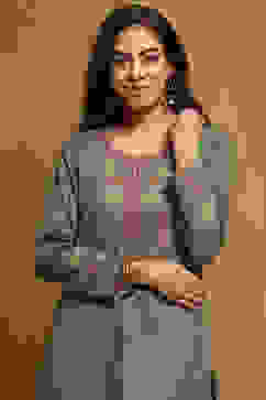 Green Polyester Straight Short Kurti image number 1