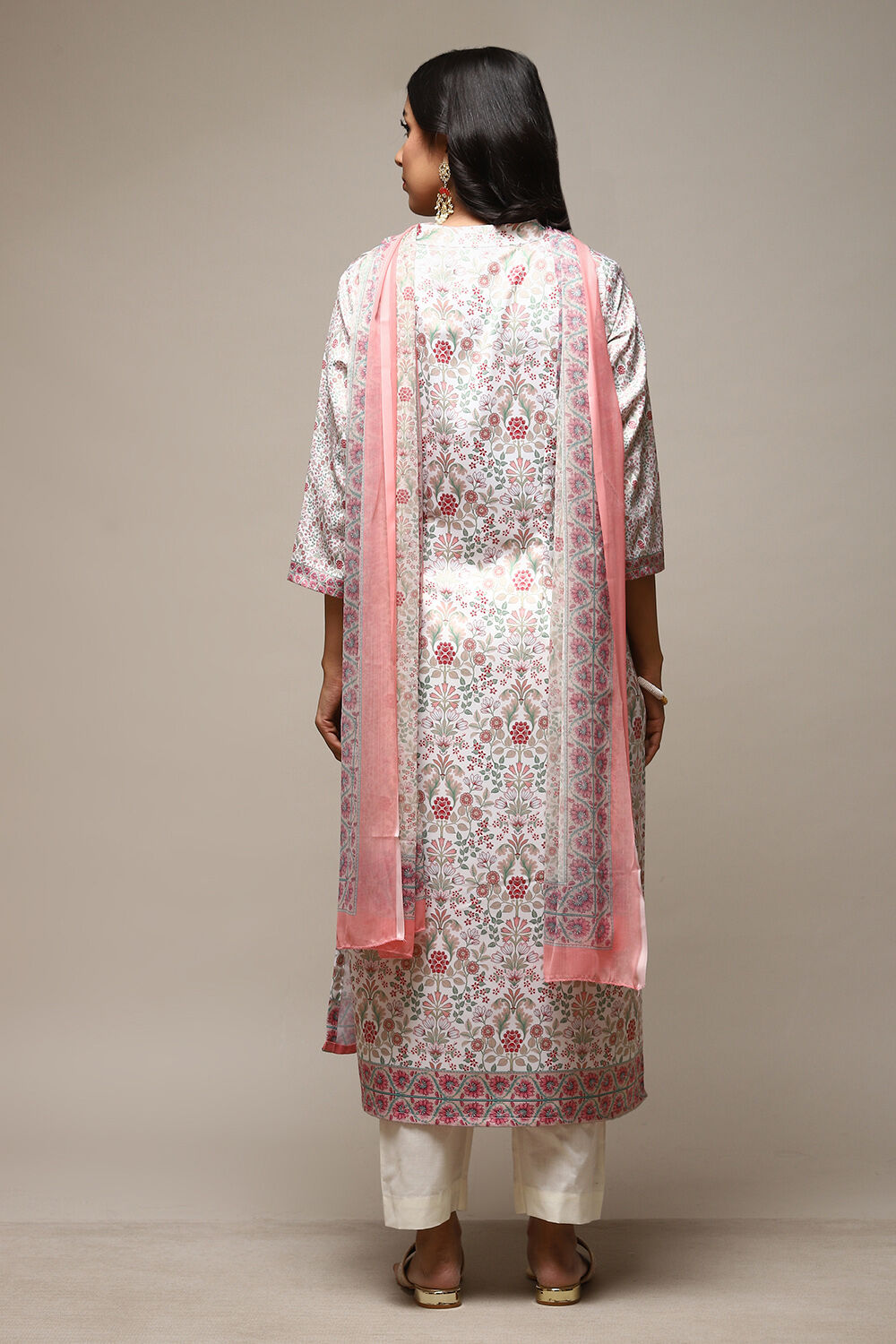 Off White Cotton Screen Print Unstitched Suit Set image number 13