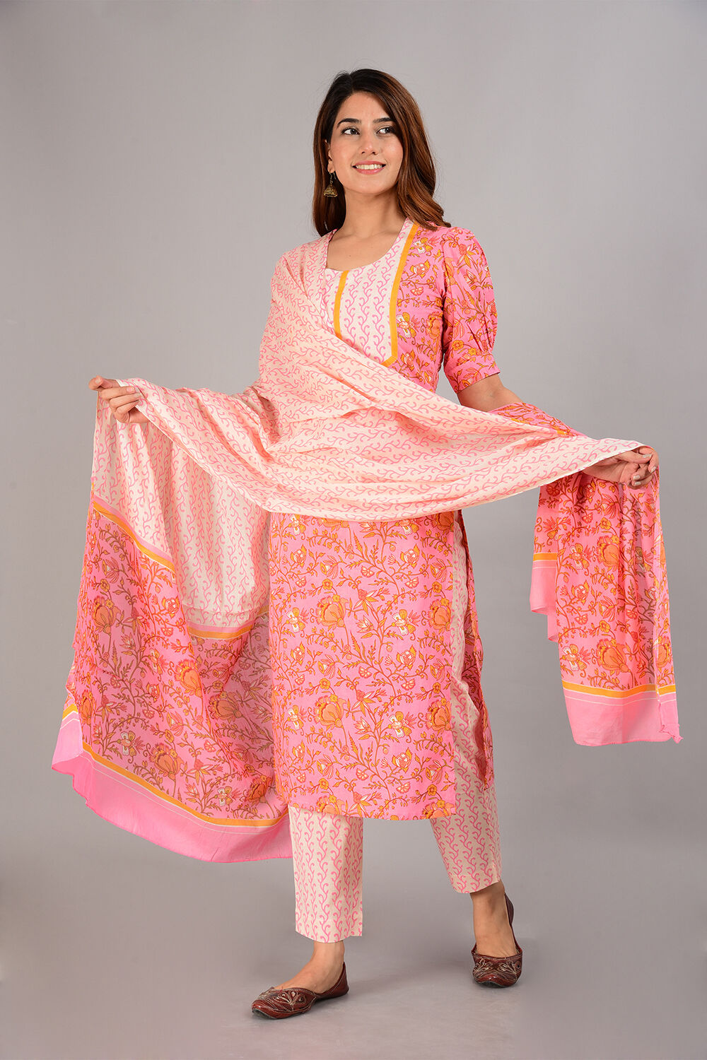 Pink Cotton Screen Print Unstitched Suit Set image number 6