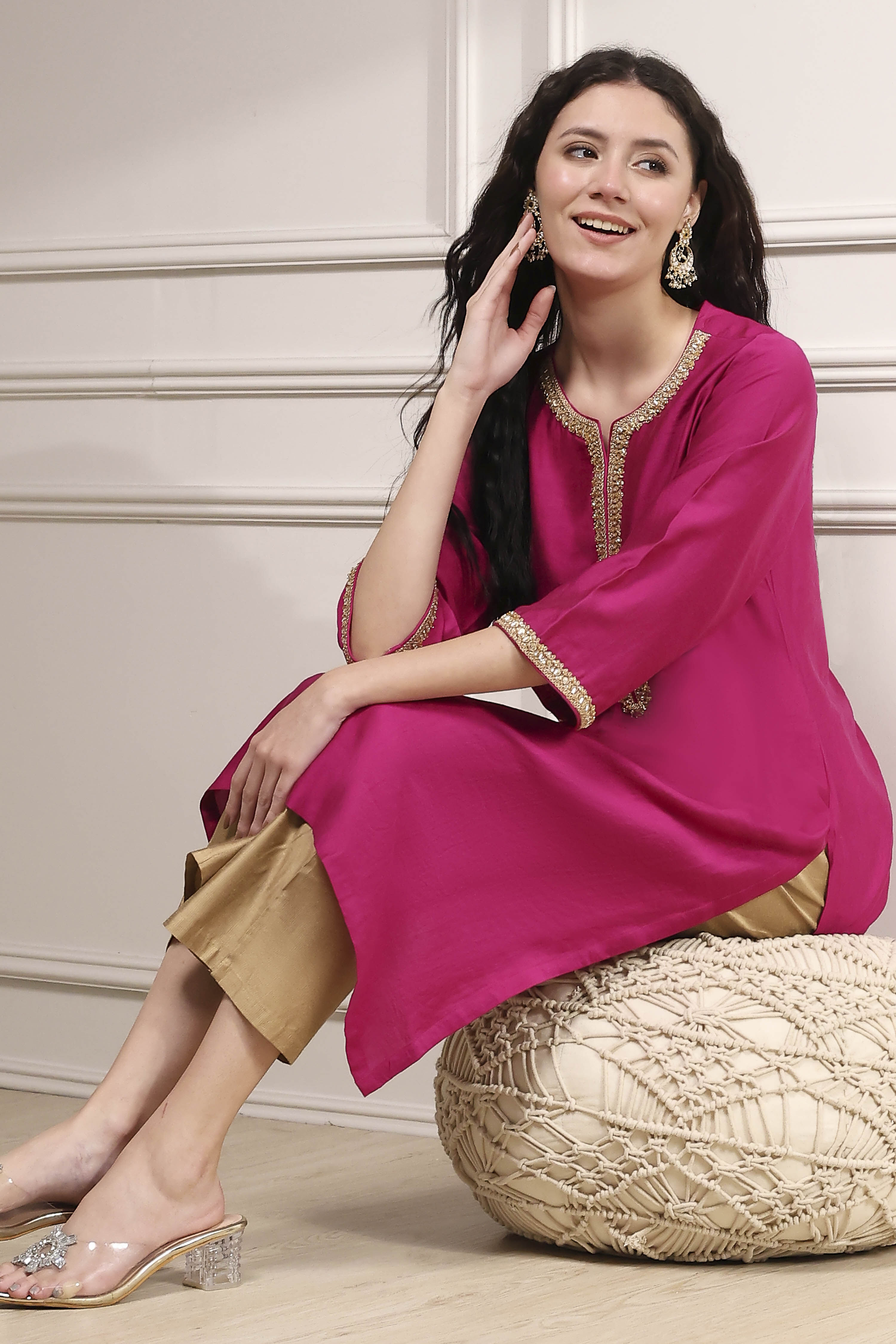 Wine Magenta Solid Straight Kurta image number 0