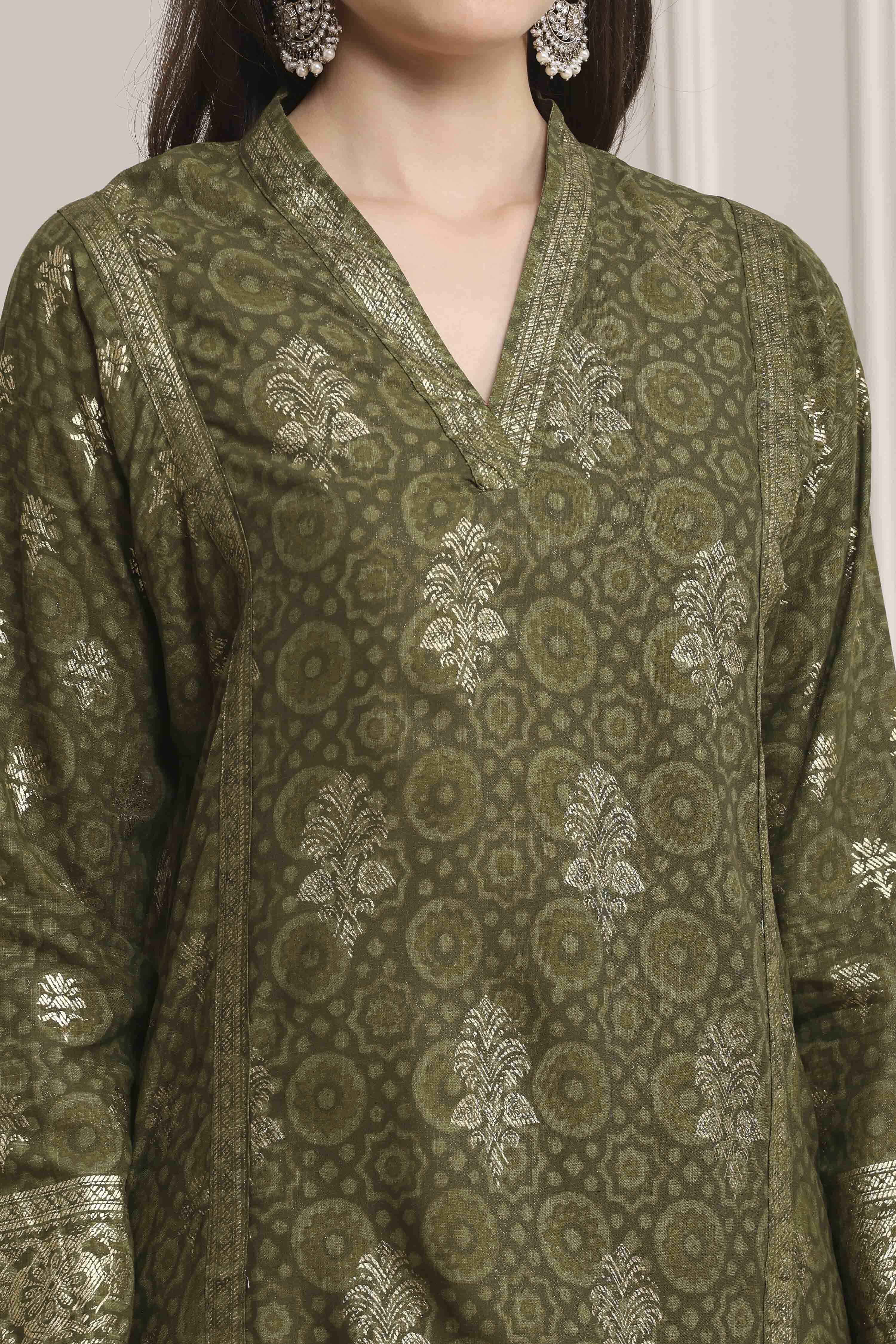 Green Viscose Rayon Straight Kurta Pants Set image number 1