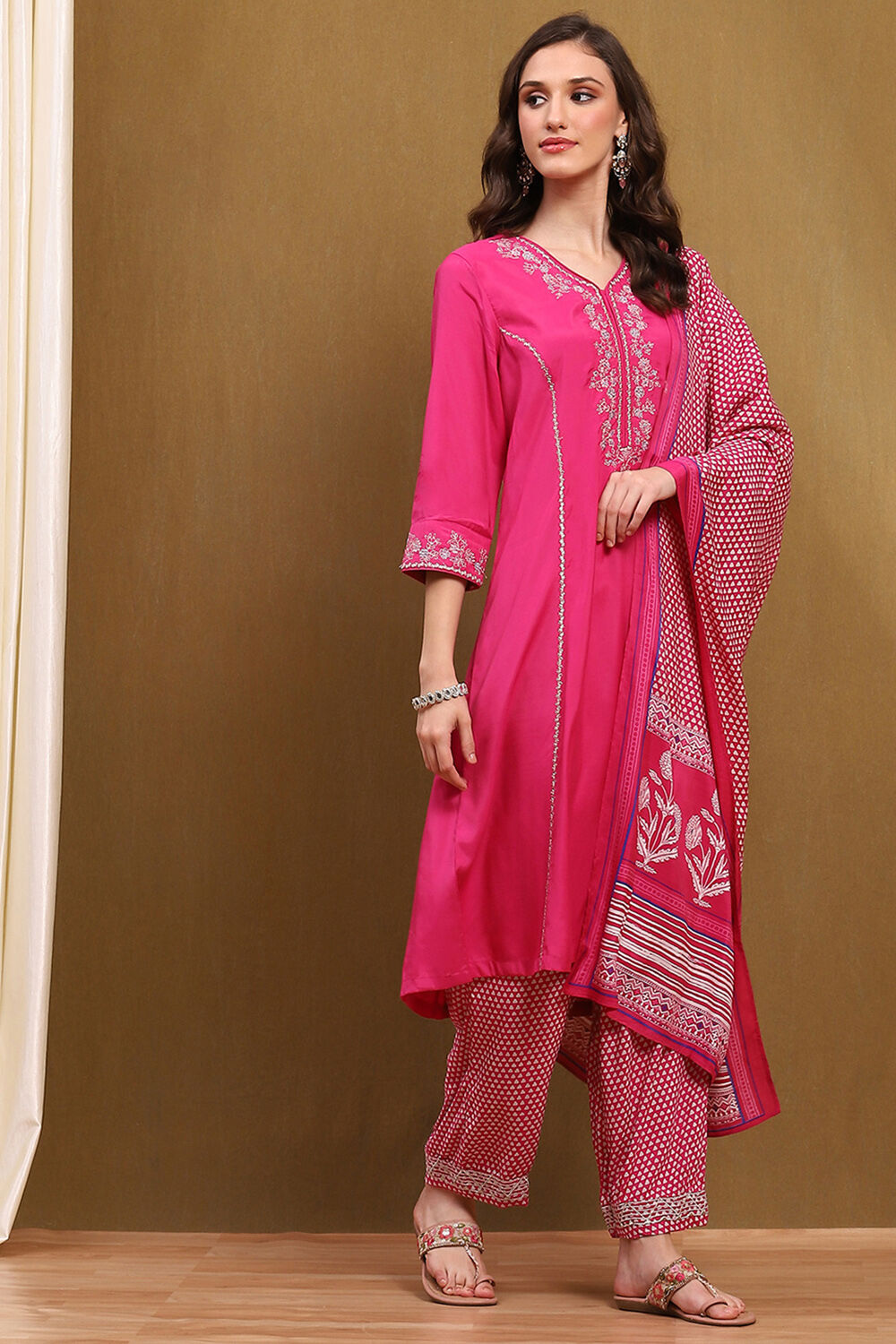 Fuchsia Modal Embroidered Festive Kalidar Suit Set image number 5