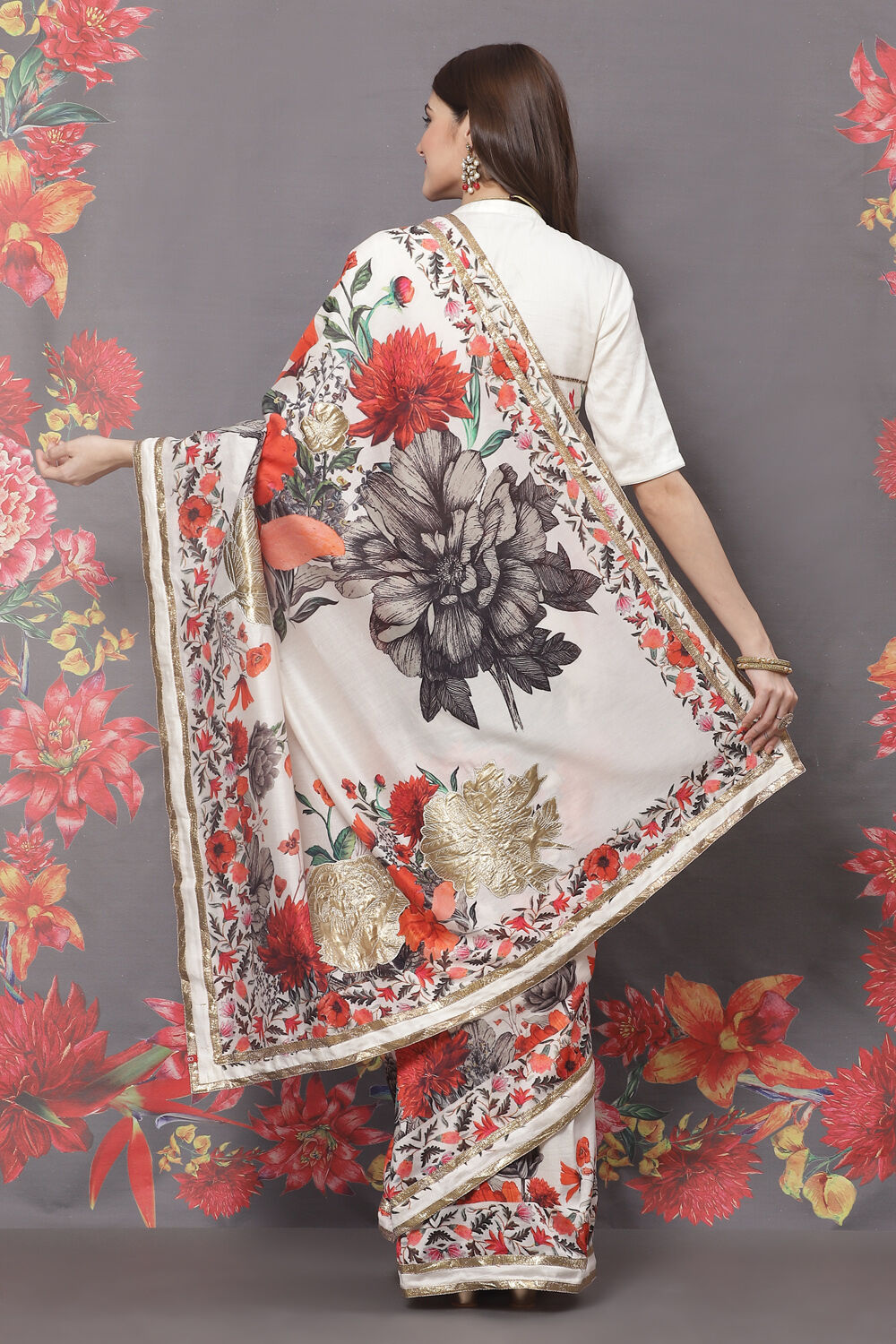 Rohit Bal Off White Cotton Silk Printed Saree image number 5