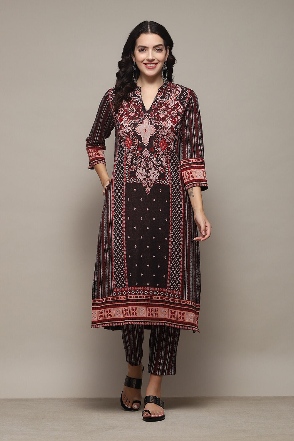 Green Cotton Blend Straight Yarndyed 2 Piece Set image number 6