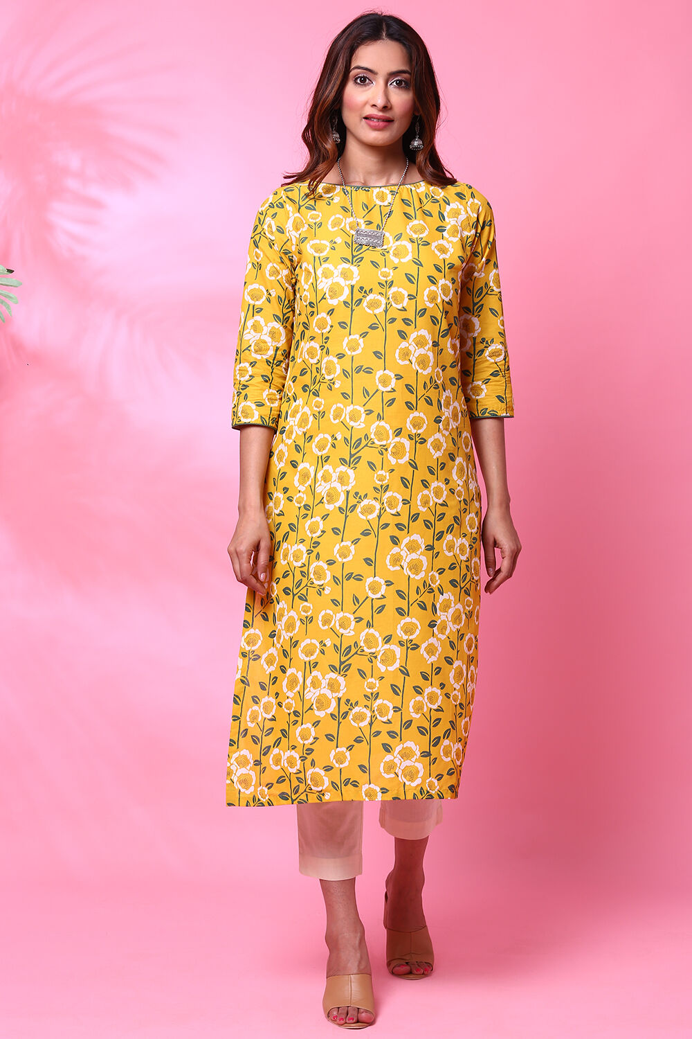 Mustard Cotton Straight Printed Kurta image number 1