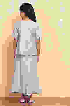 Green Viscose Blend Peplum Suit Set image number 4