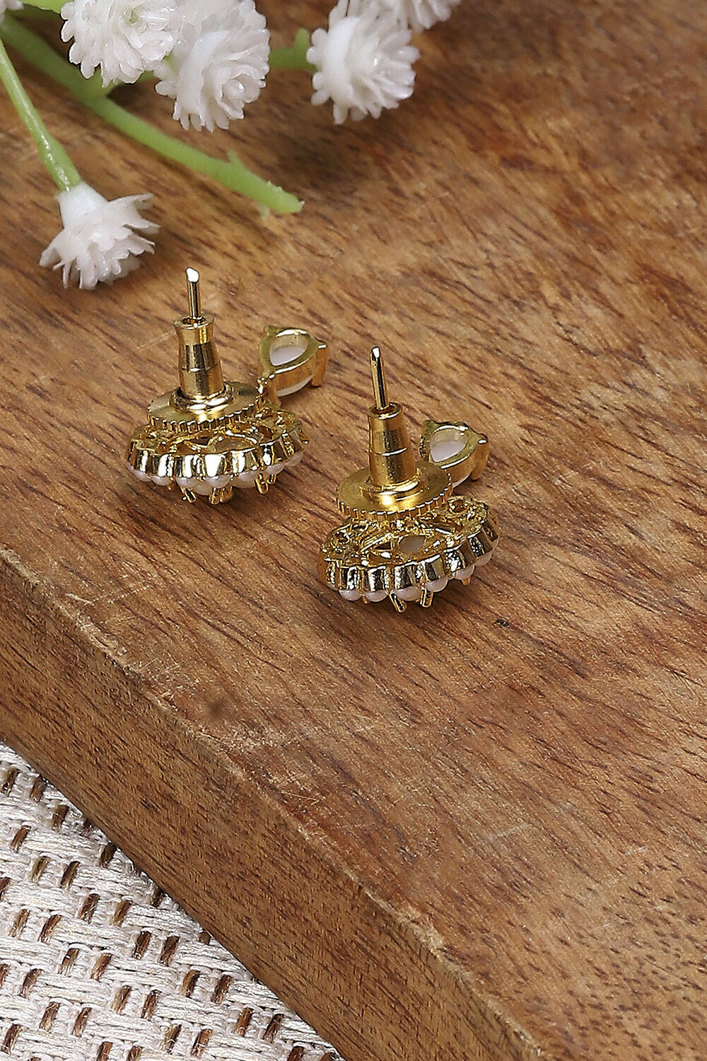 Pearl Brass Studs image number 2
