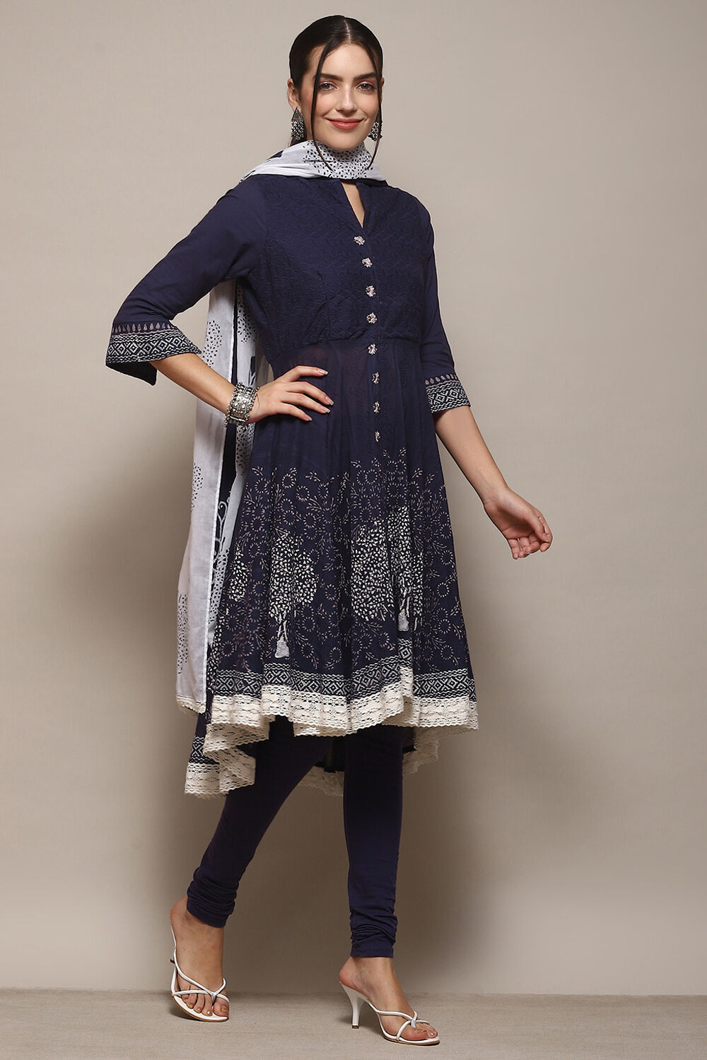 Turquoise Cotton Anarkali Solid Kurta Churidar Suit Set image number 6