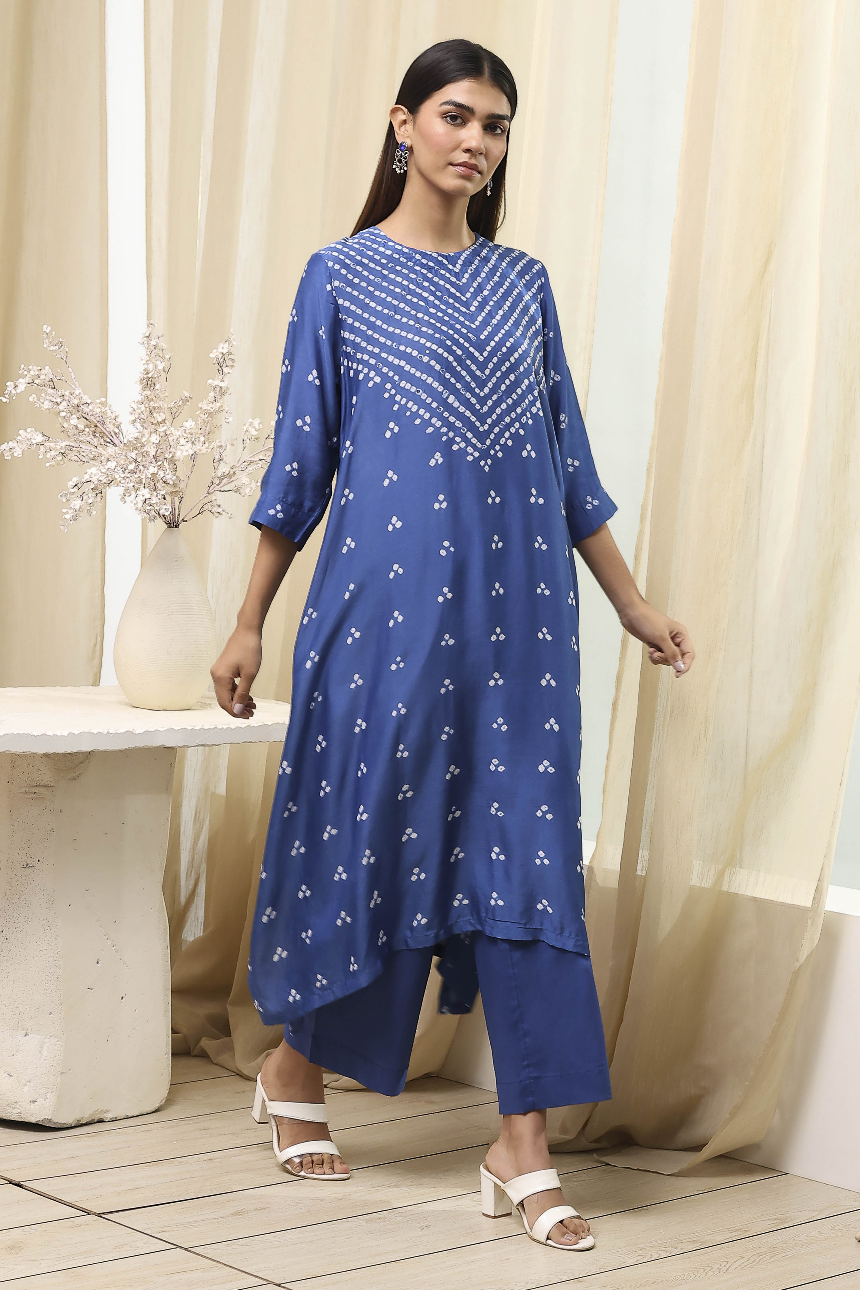 Blue Shantoon Asymmetric Suit Set image number 5