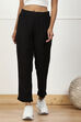 Black Solid Mid-Rise Regular Pants image number 4
