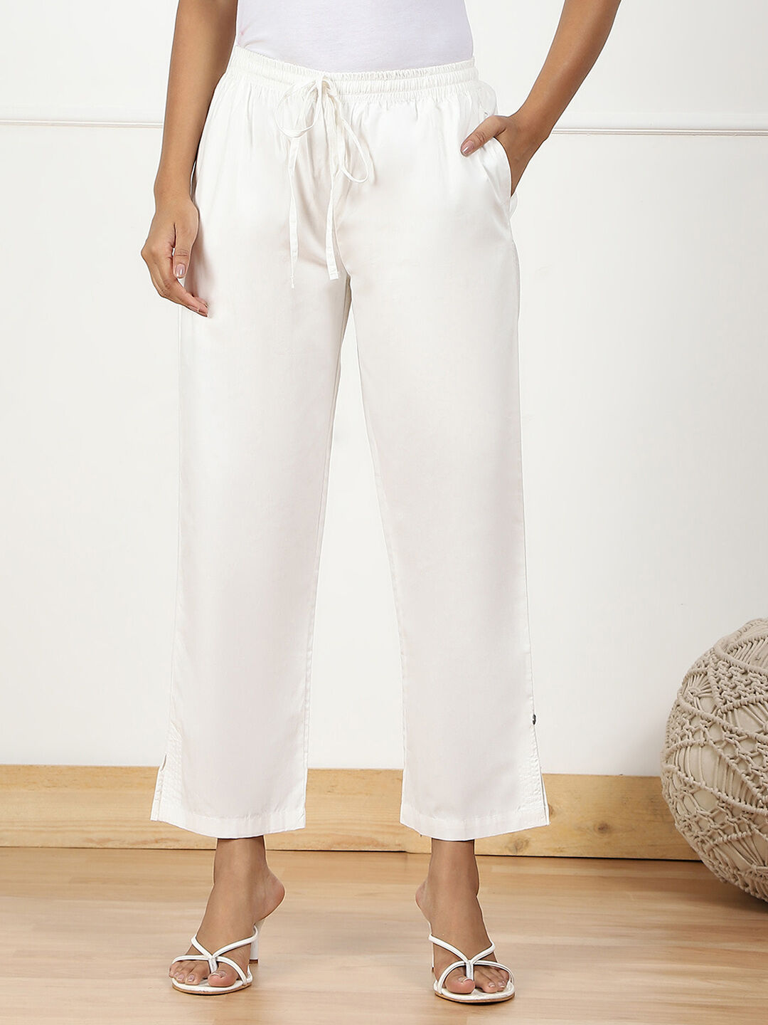 Black Cotton Solid Pants image number 4