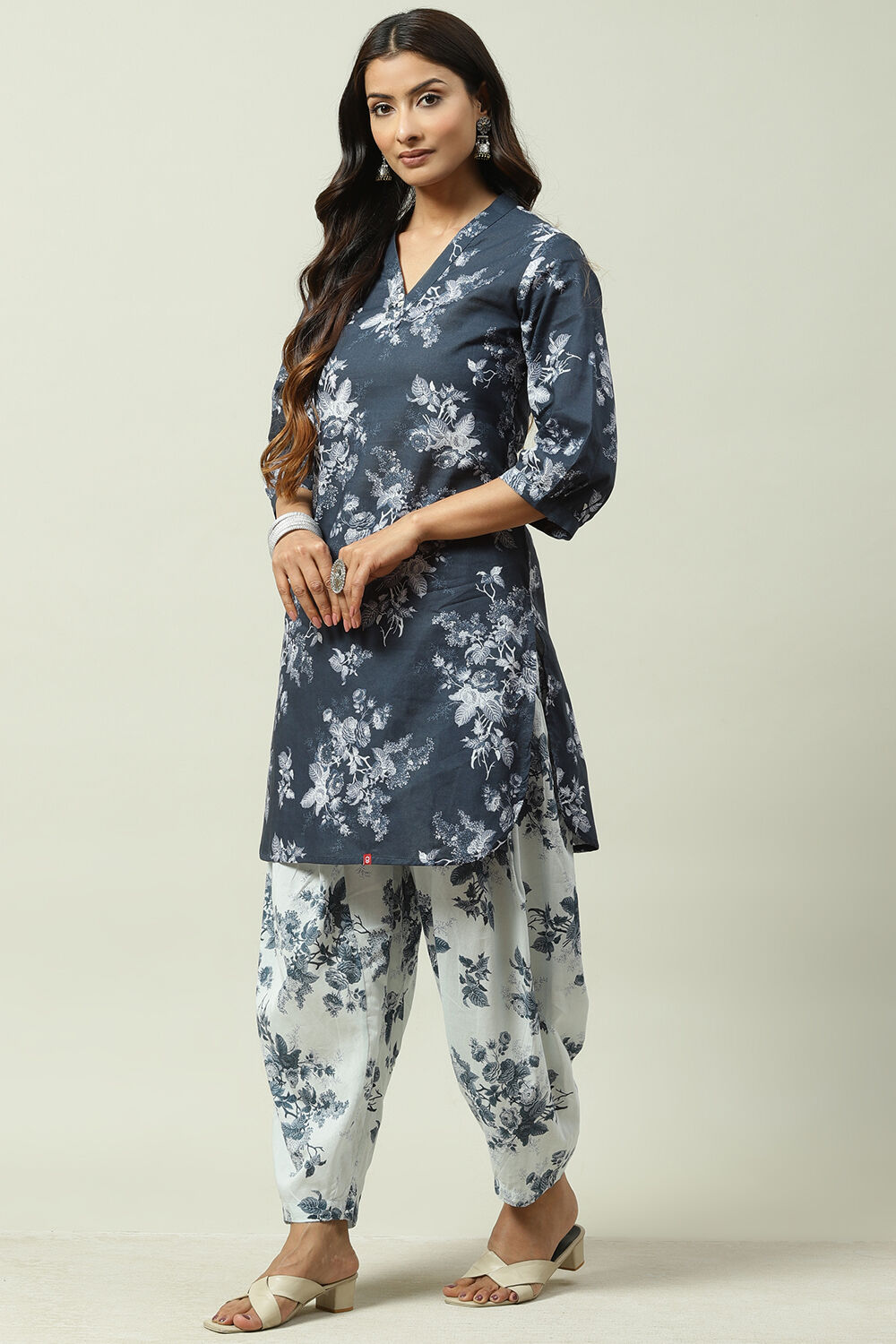 Indigo Cotton Straight Kurta Set image number 3