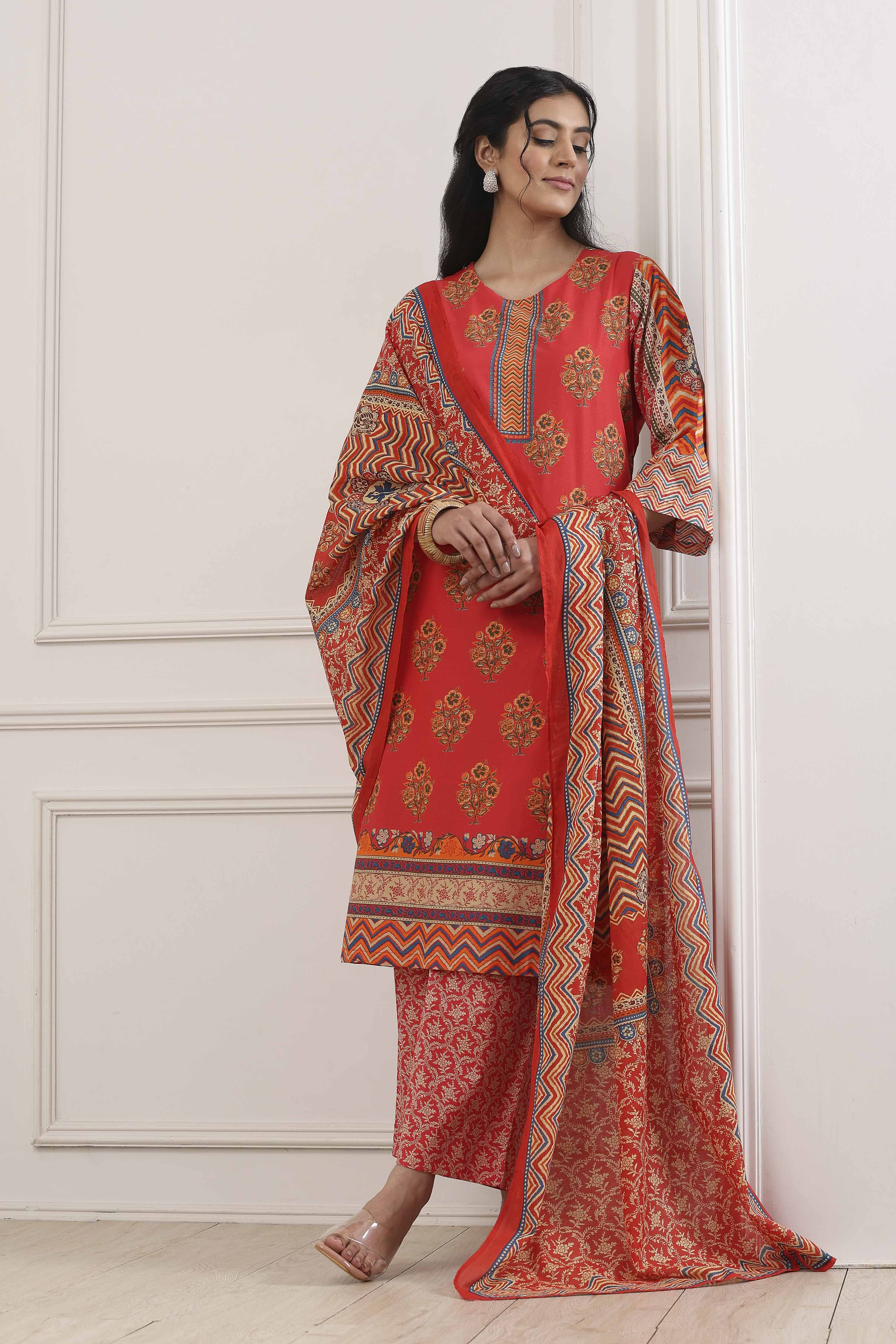 Red Cotton Floral Motifs Straight Suit Set image number 0