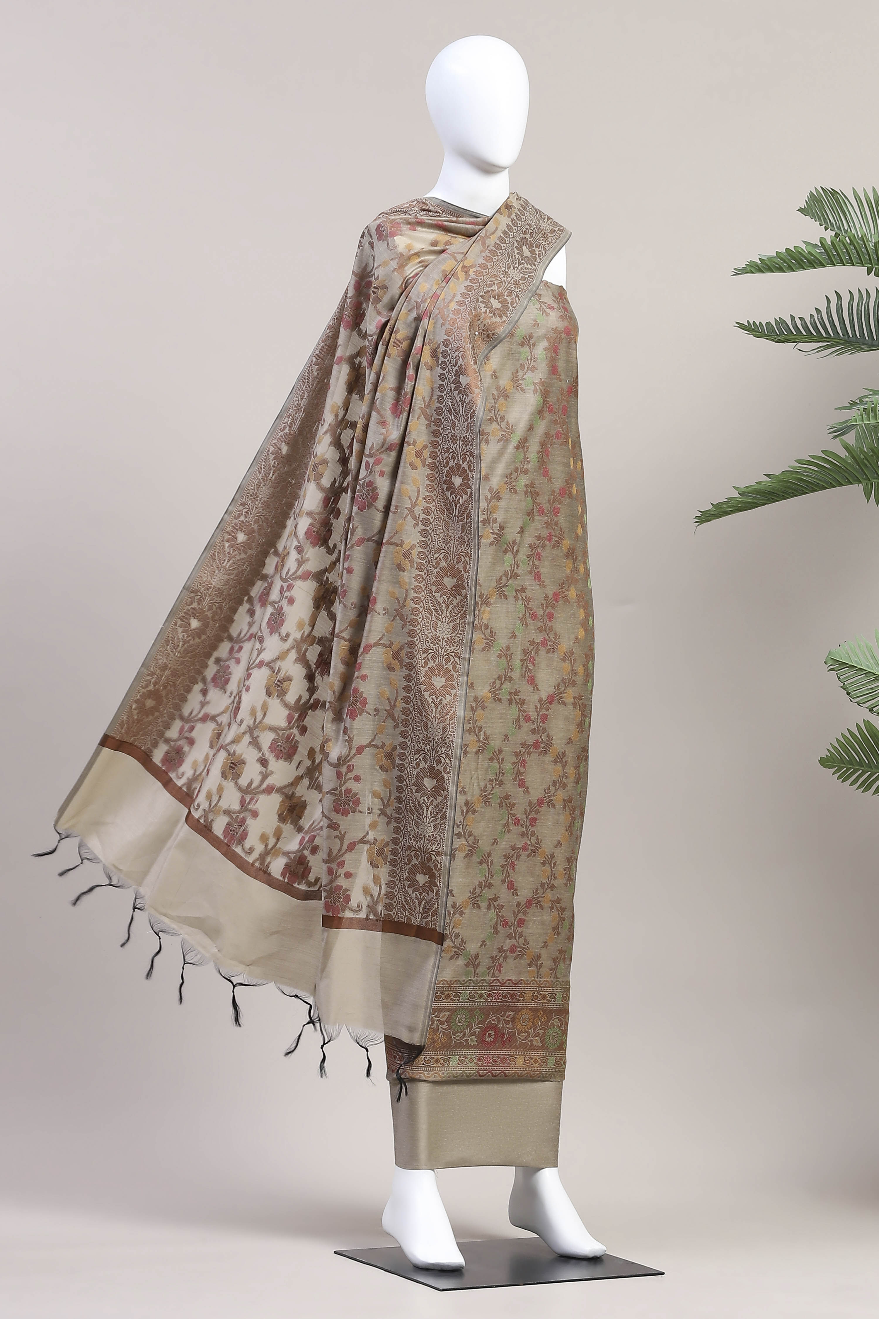 Green Cotton Printed Embroidered Unstitched Suit Set image number 4