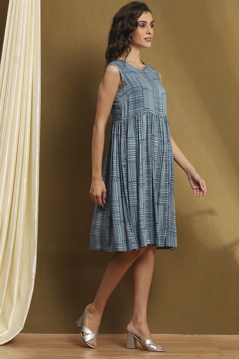 Blue Rayon Straight Set image number 6