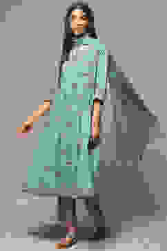 Sap Green Cotton Gathered Kurta Pants Suit Set image number 5