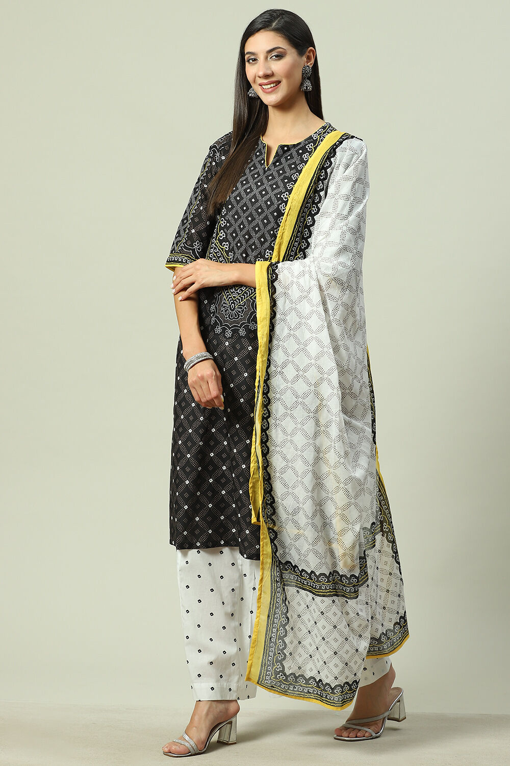 Blue Cotton Straight Kurta Flared Palazzo Suit Set image number 5