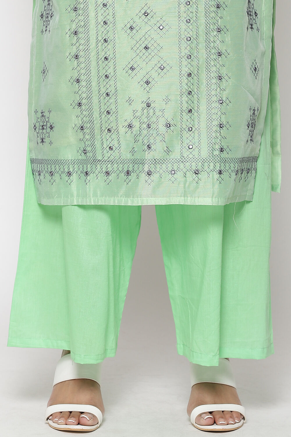 Yellow Chanderi Hand Embroidered Unstitched Suit Set image number 4