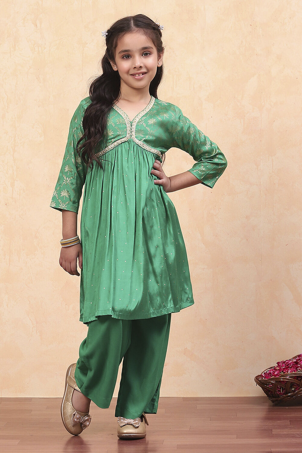Green Viscose Blend Gathered A-line Festive Kurta Set image number 6