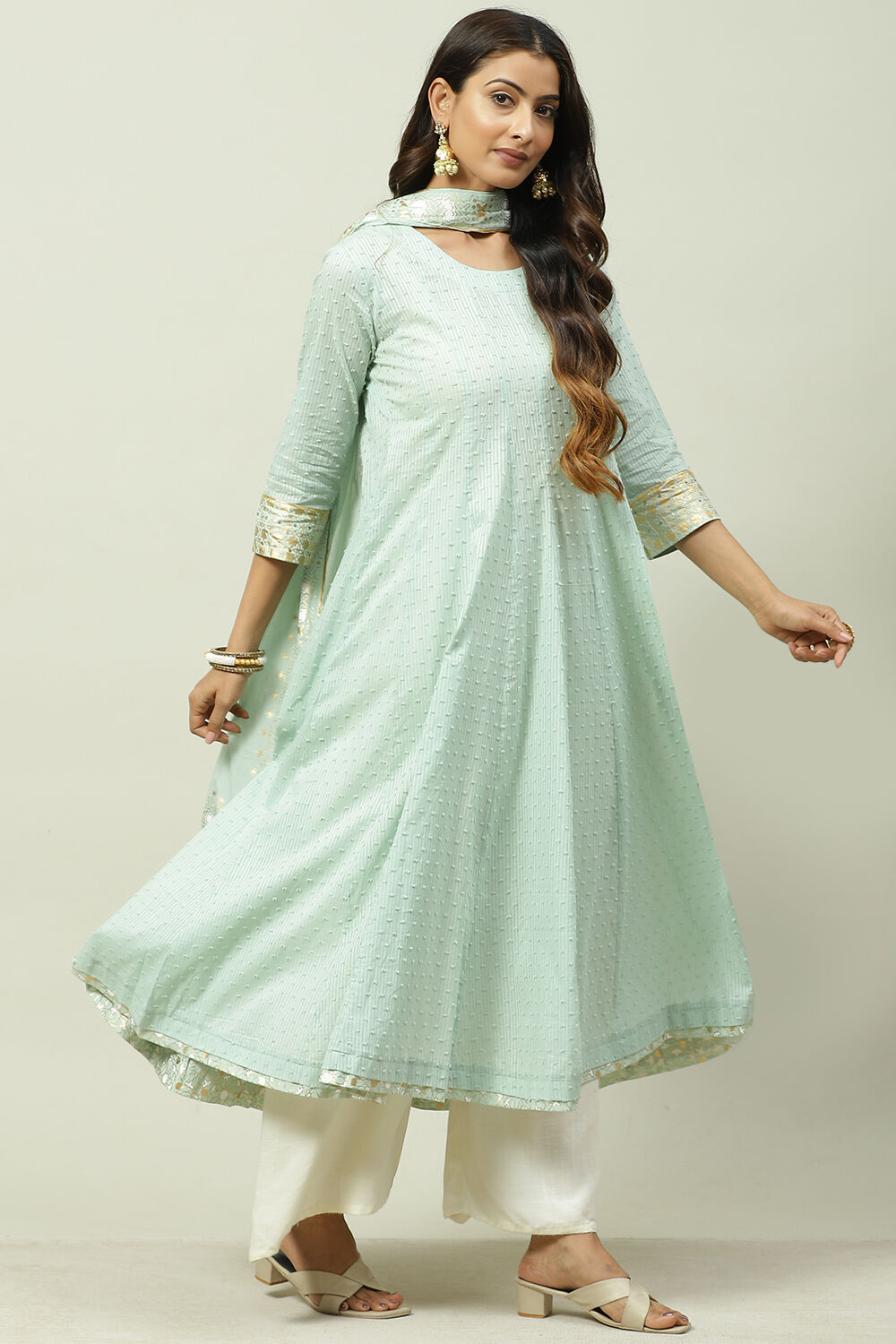 Sea Green Cotton Flared Kurta image number 5