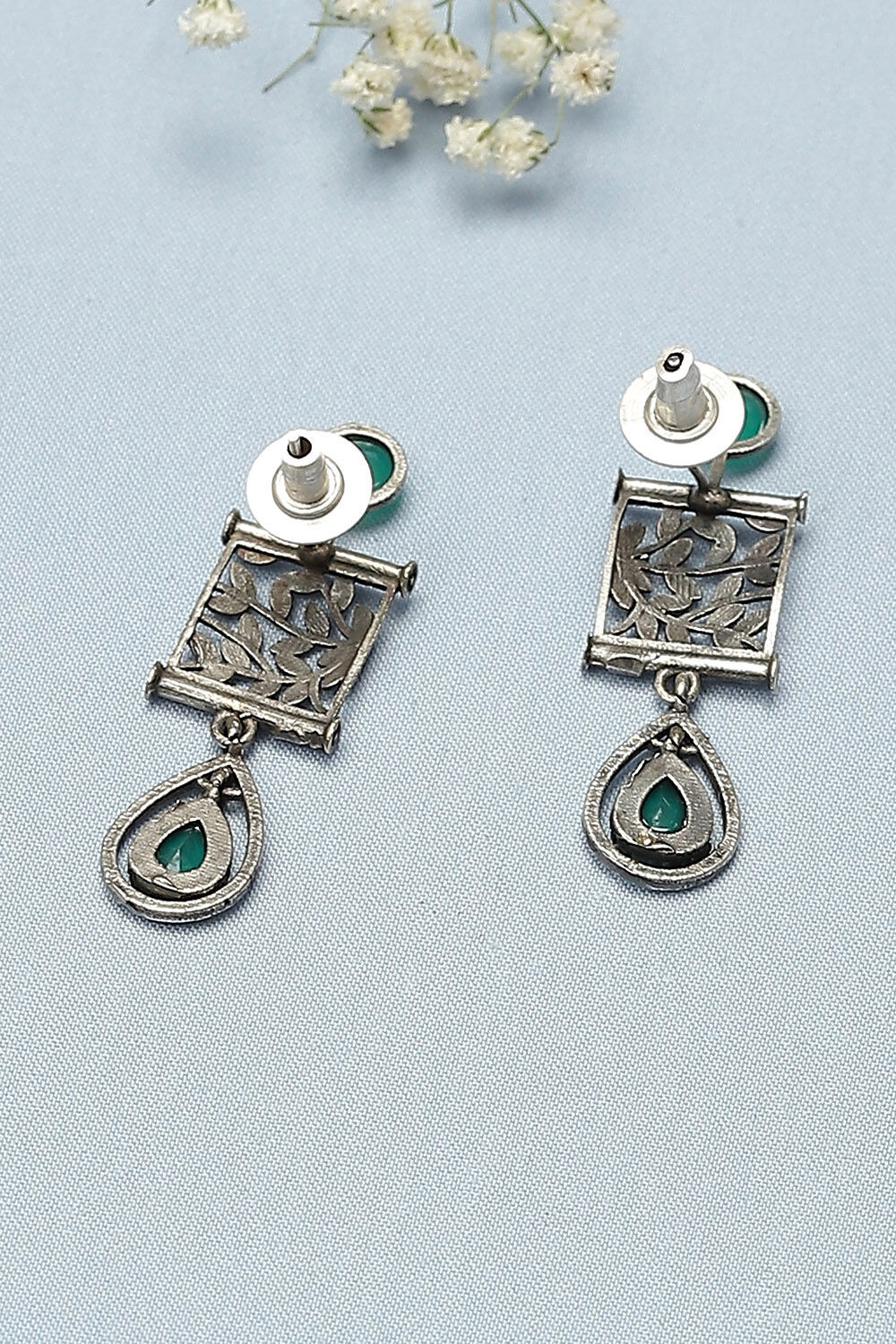 Oxidised Green Alloy Earrings image number 2