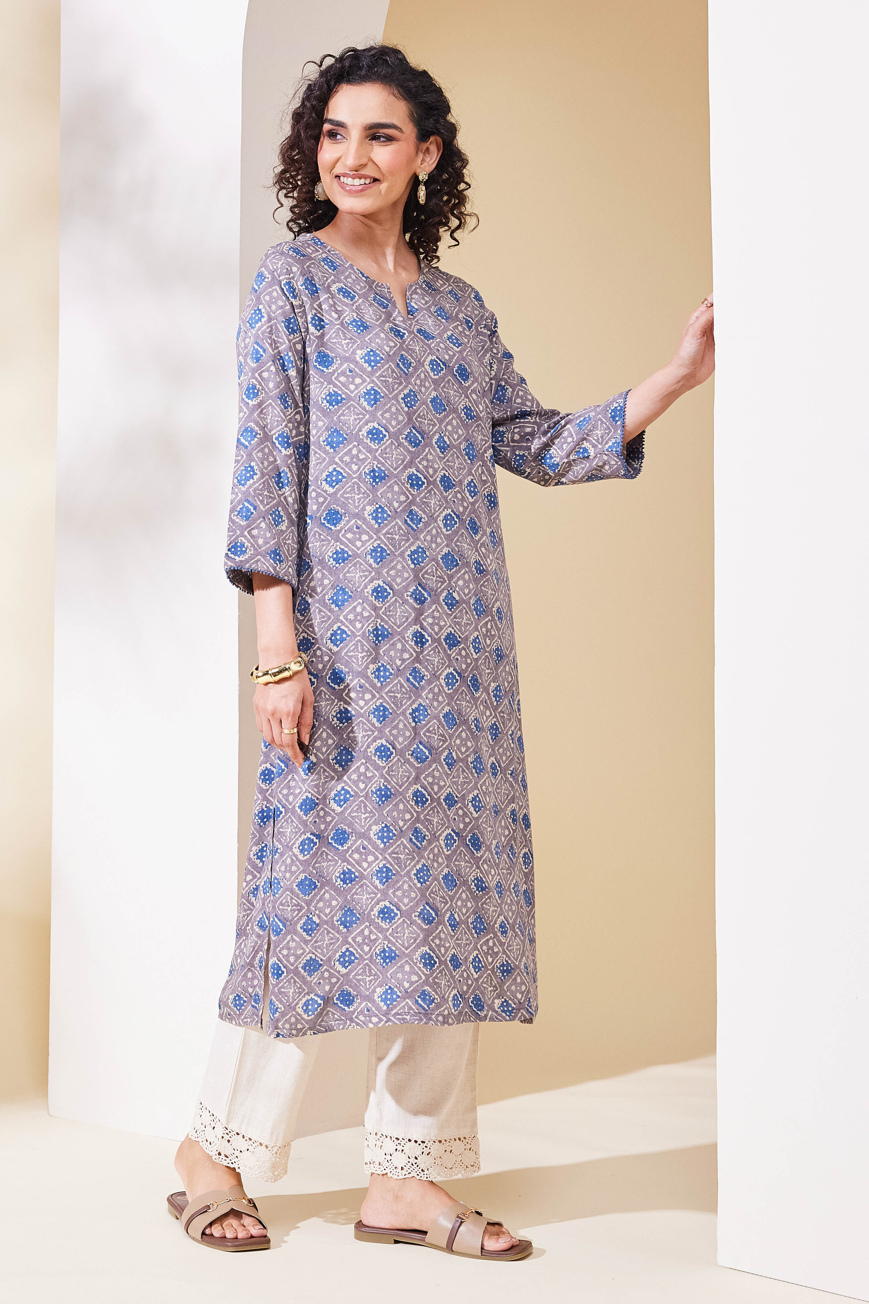 Grey Viscose Rayon Straight Kurta image number 4