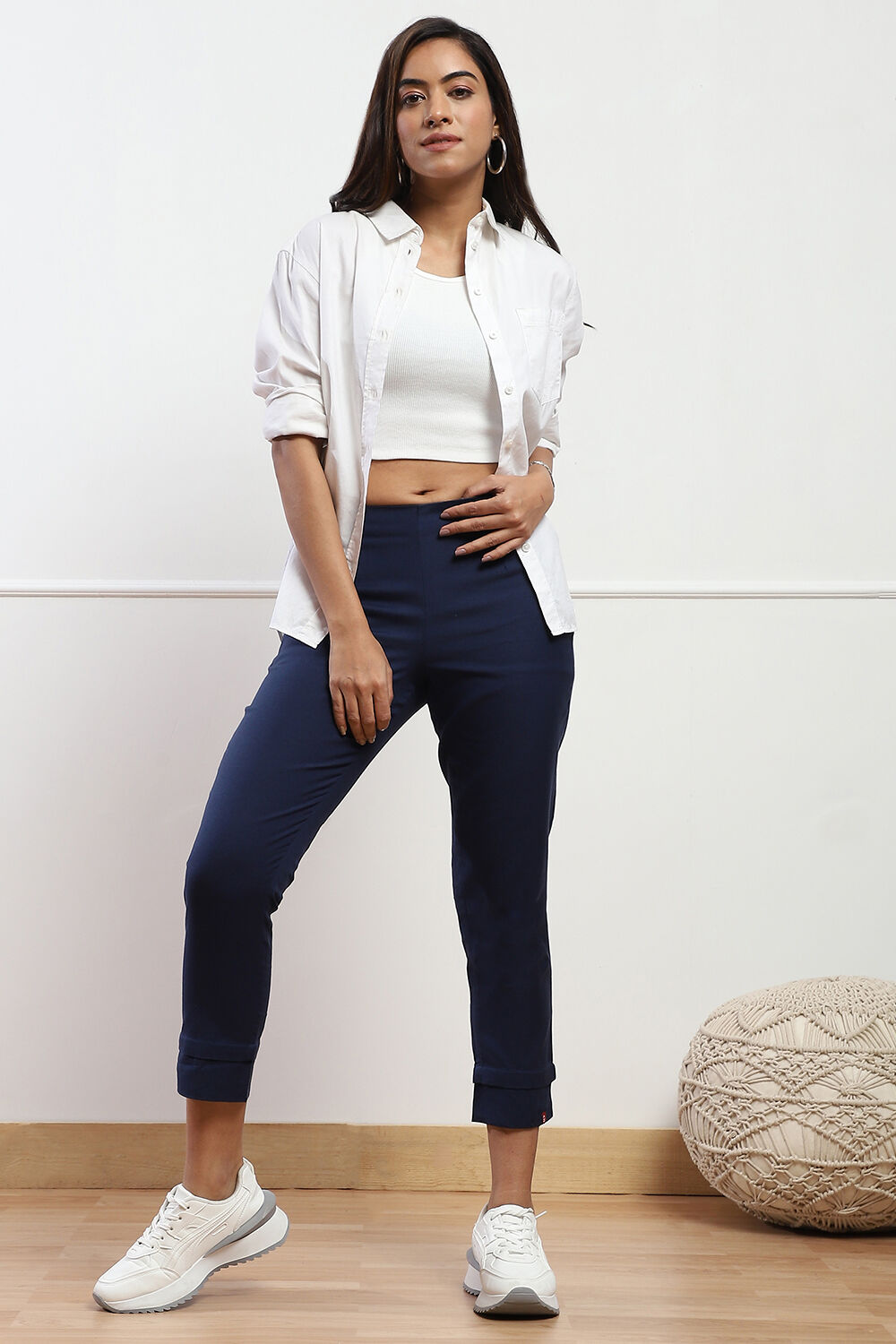 Towny Port Cotton Blend Solid Pants image number 0