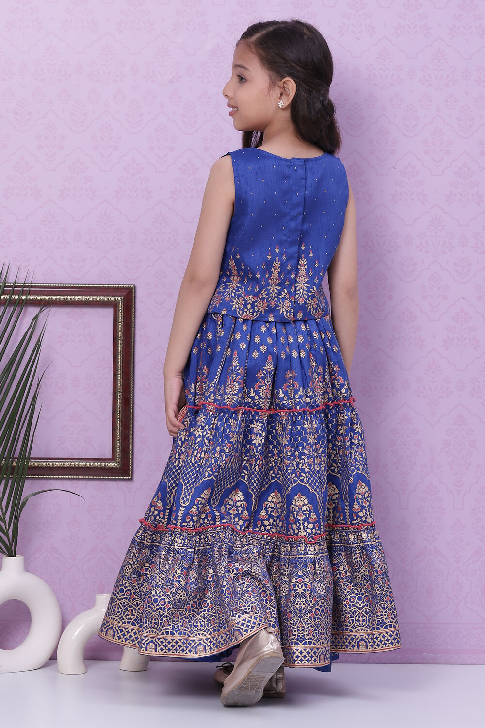 Green Art Silk Flared Lehenga image number 4