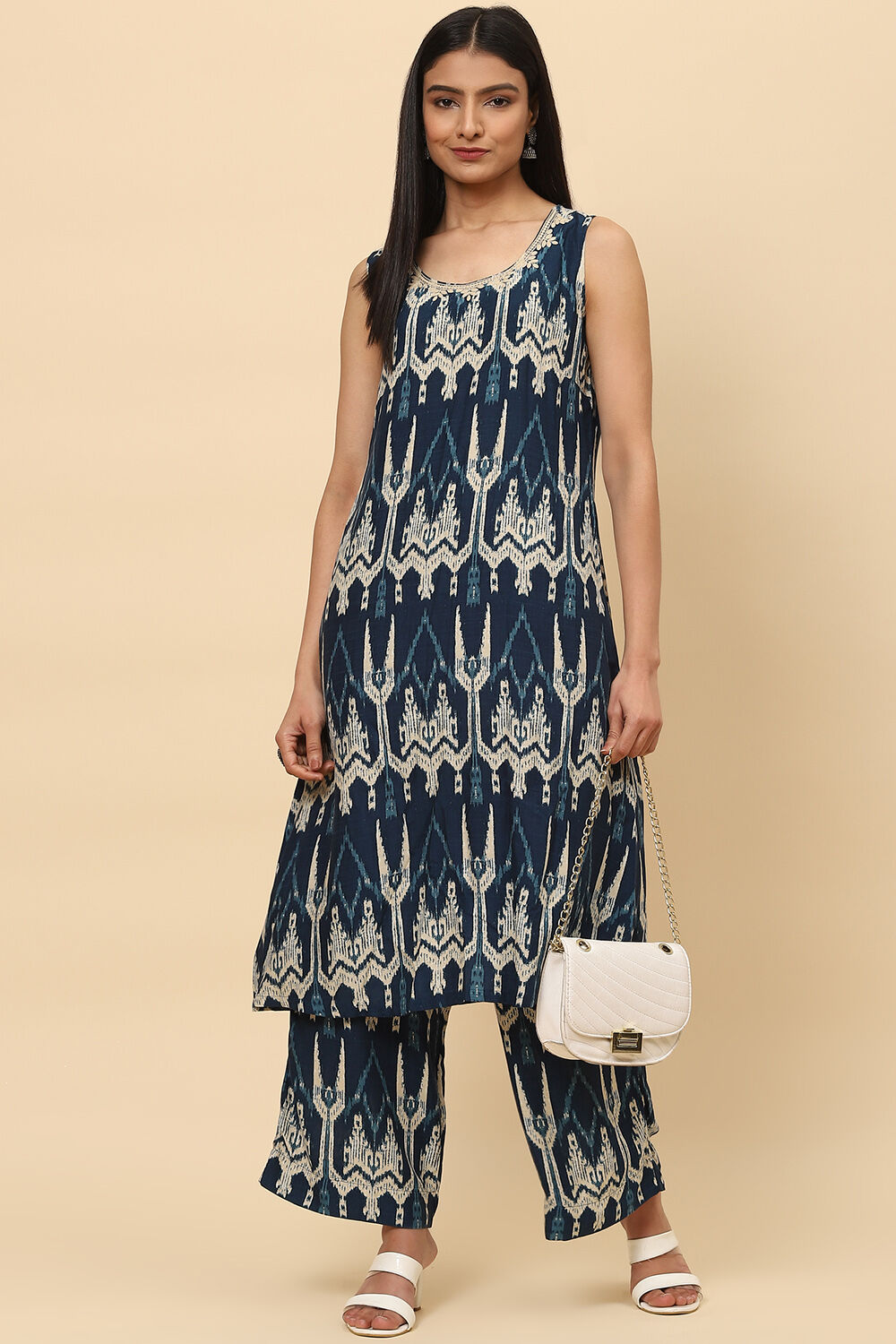 Indigo LIVA Palazzo image number 5