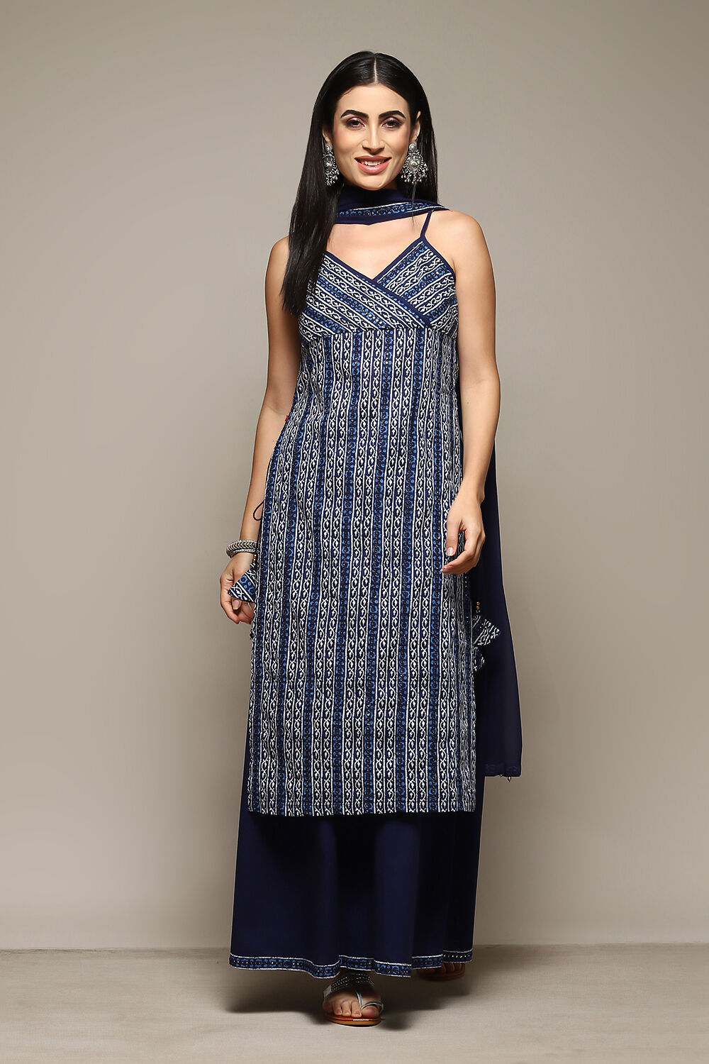 Indigo Cotton Printed Kurta & Palazzo Suit Set image number 7