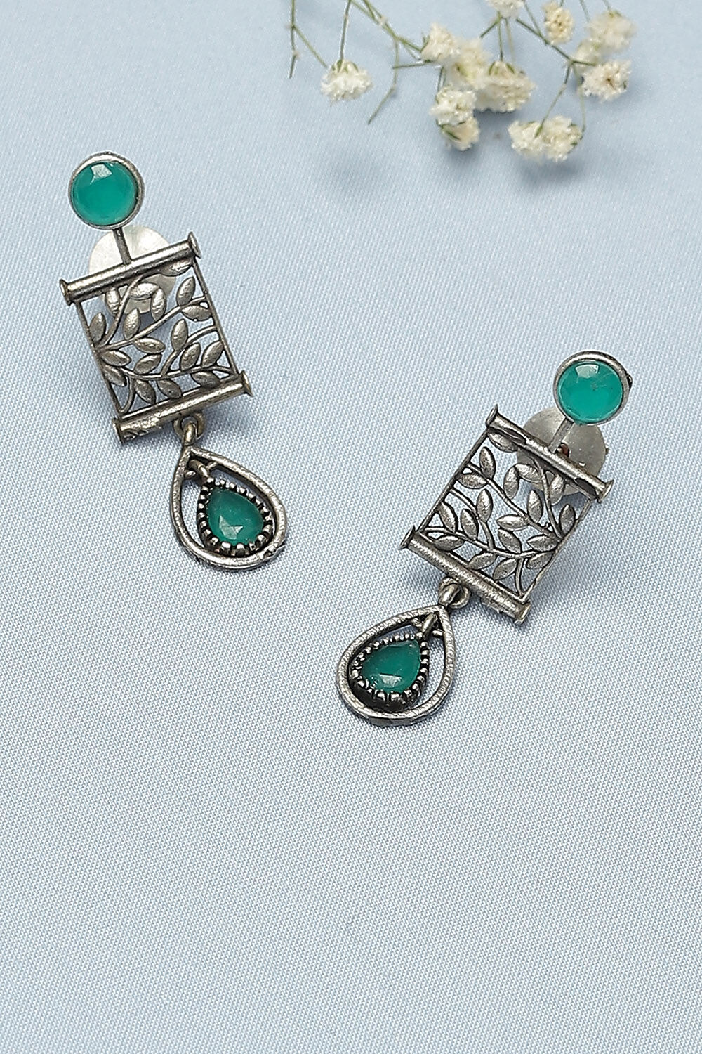 Oxidised Green Alloy Earrings image number 0