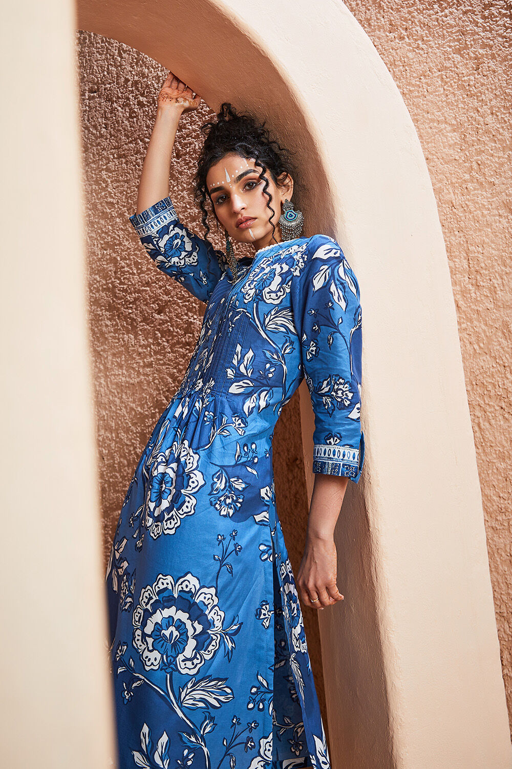 Yellow Cotton Straight Kurta image number 2