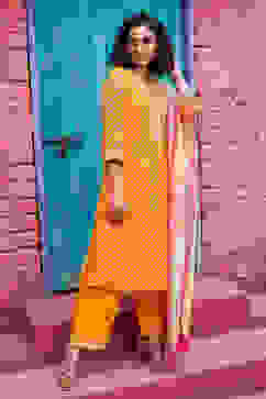 Yellow Viscose Straight Suit set image number 8