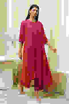 Red Shantoon Asymmetric Suit Set image number 5