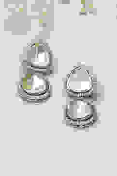 White Alloy Earrings image number 0