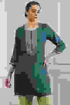 Blue Solid Straight Short Kurta image number 5