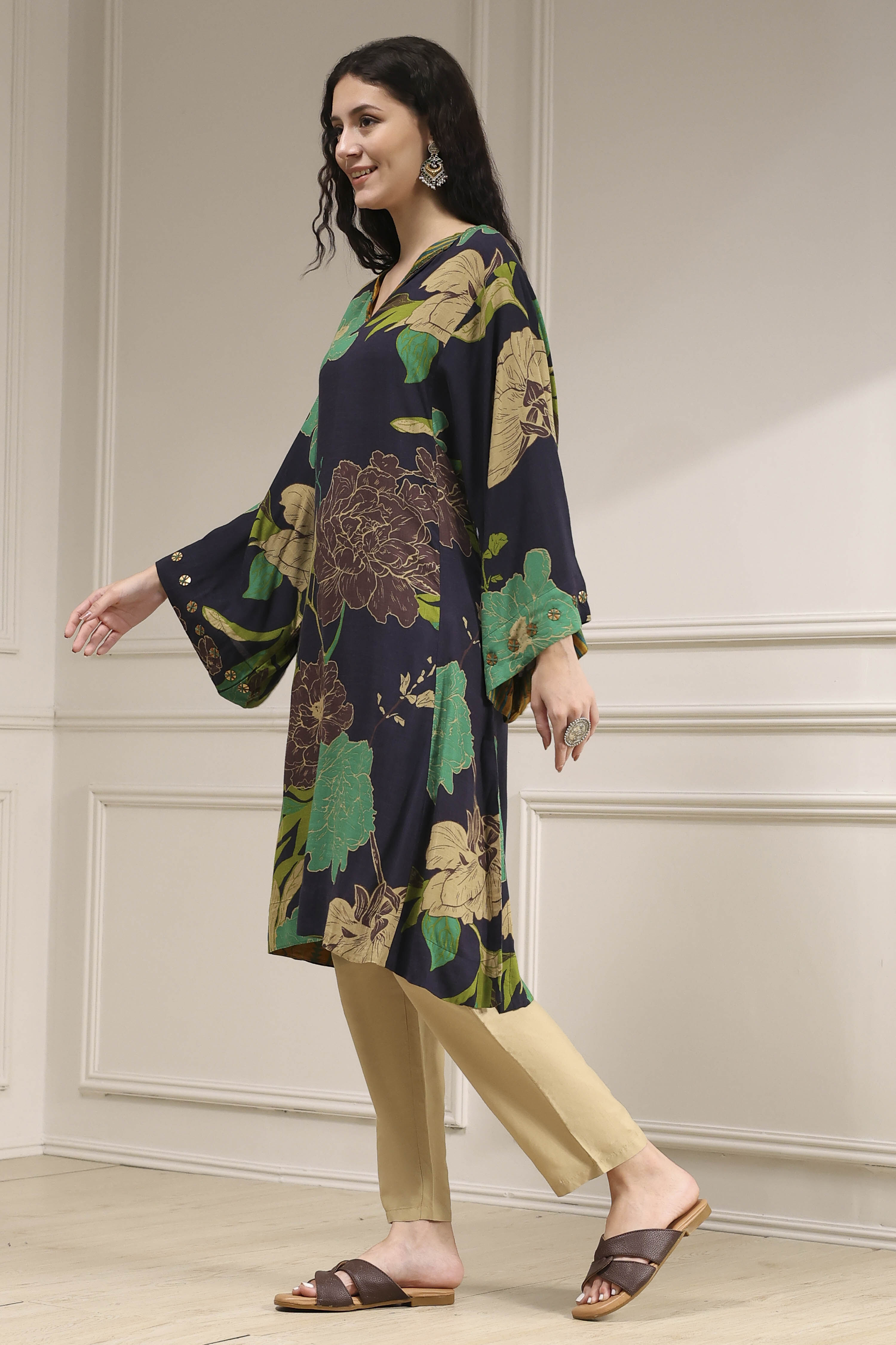 Charcoal Viscose Rayon A-Line Printed Kurta image number 2