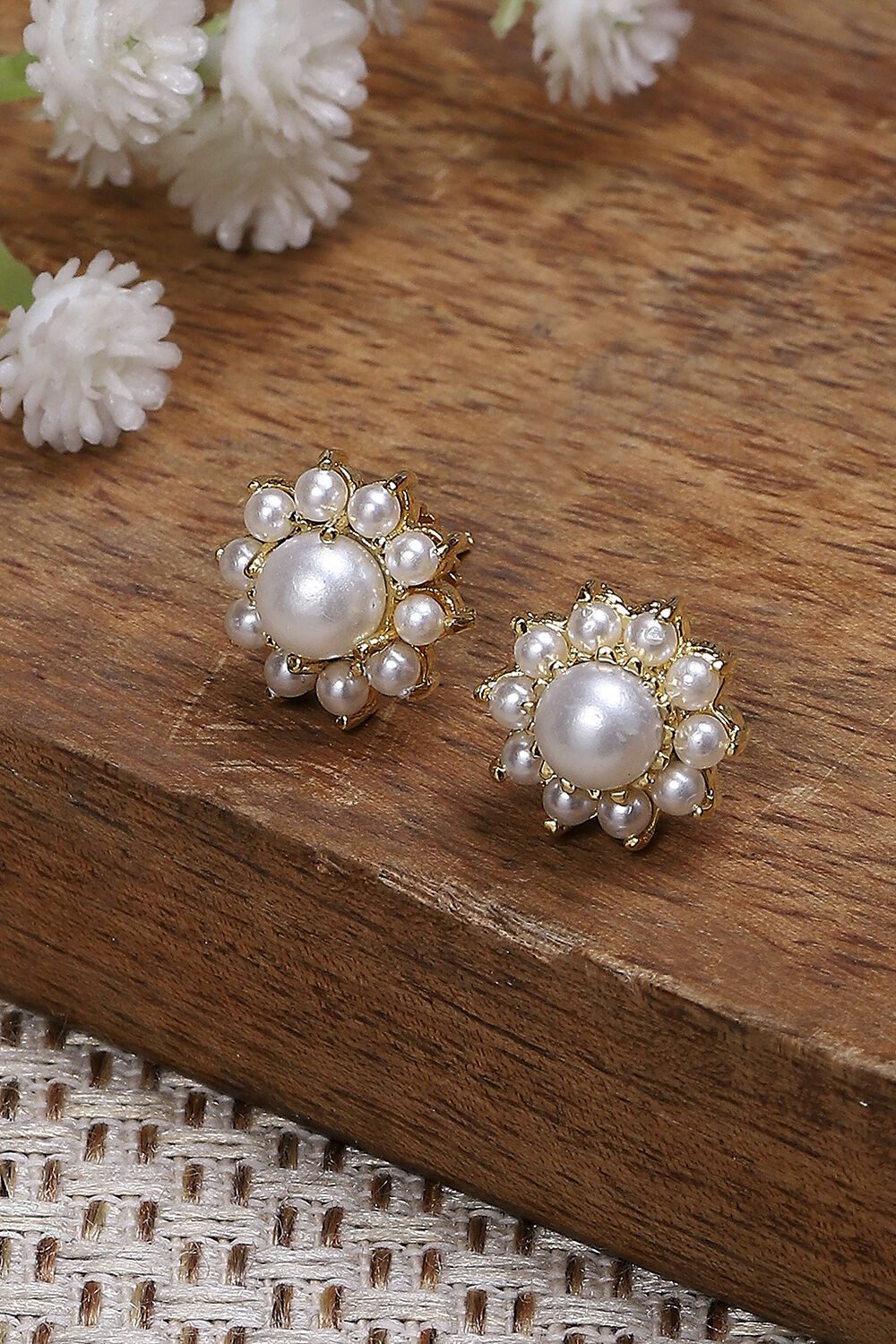 Pearl Embellished Earrings image number 0