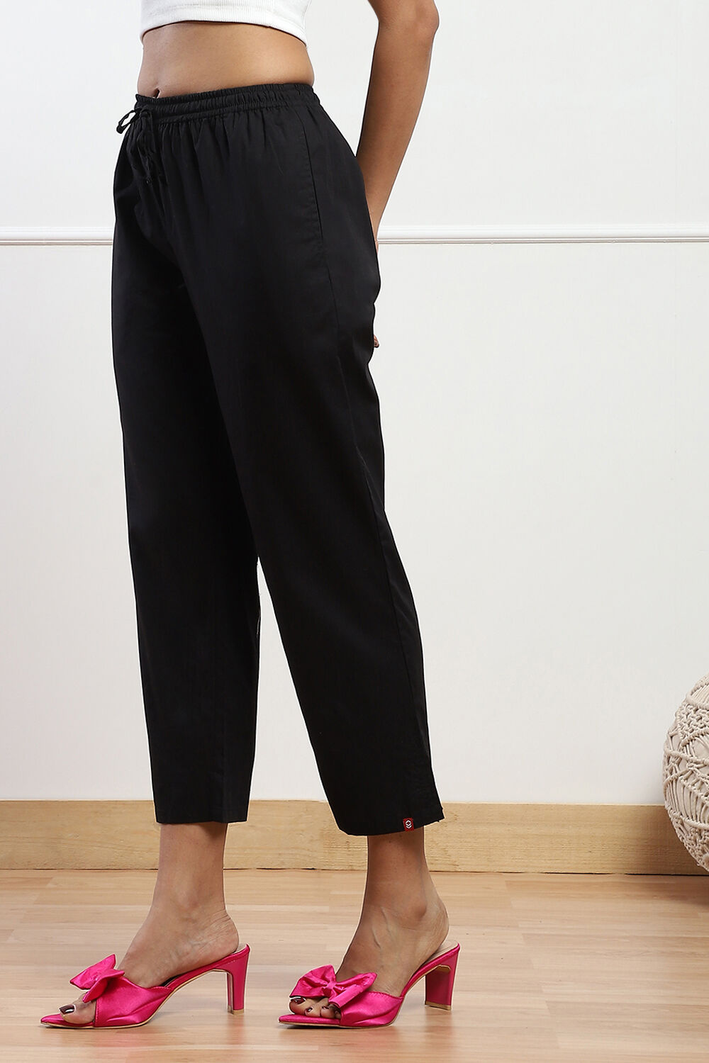 Black Cotton Solid Pants image number 2