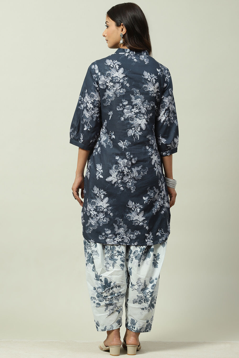 Indigo Cotton Straight Kurta Set image number 4