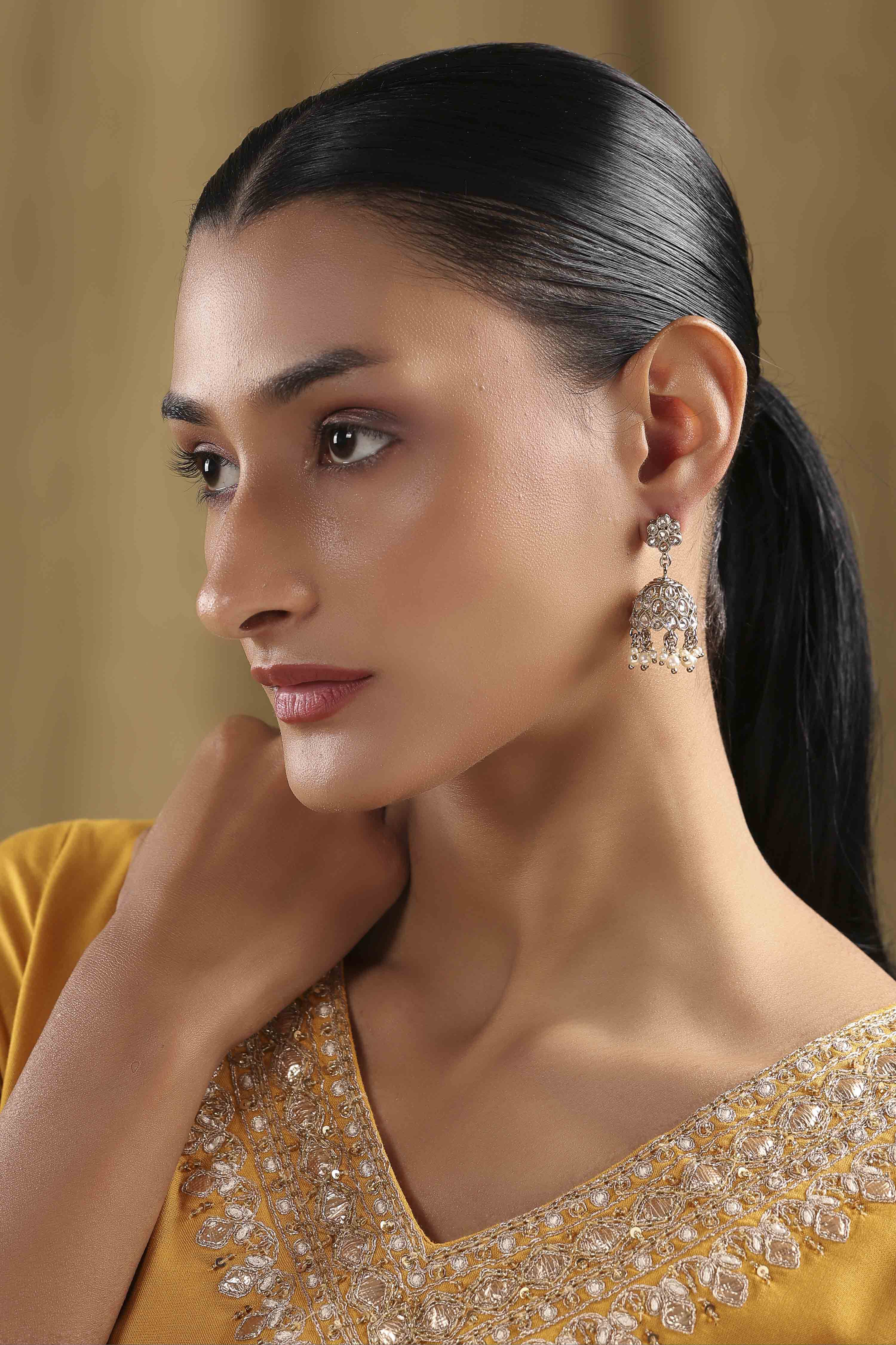Champagne Pearl Earrings image number 3