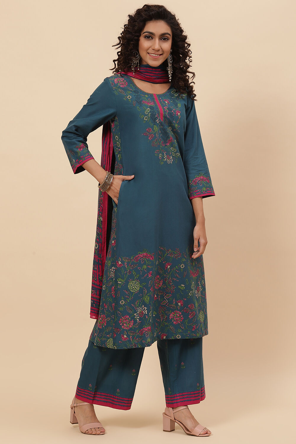 Peach Cotton Straight Kurta Palazzo Suit Set image number 6