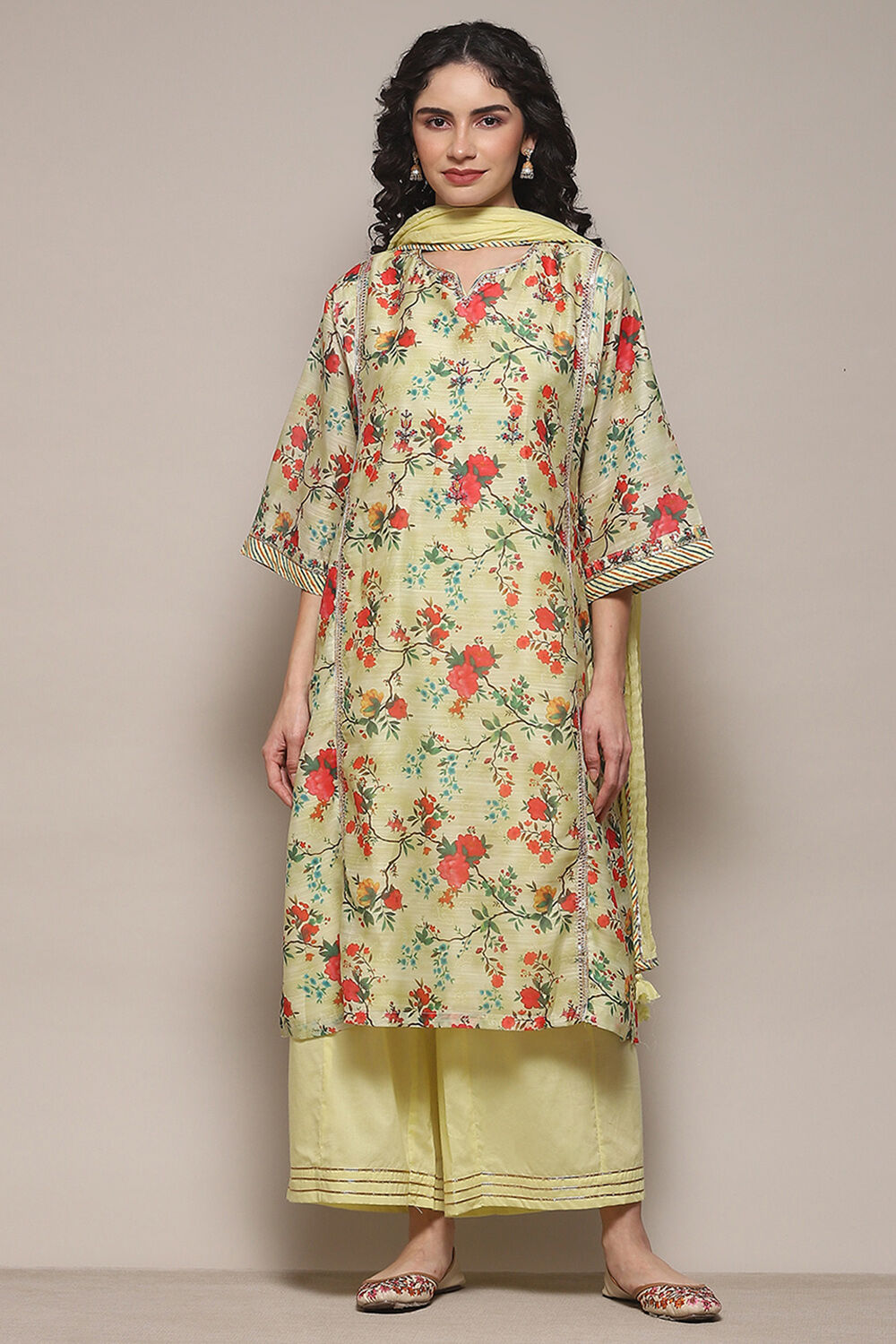 Light Green Cambric Kalidar Kurta Palazzo Suit Set image number 7