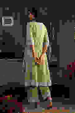 Light Green Organza Embroidered Kalidar Suit Set image number 4