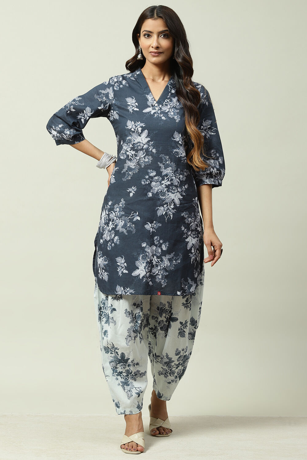 Indigo Cotton Straight Kurta Set image number 7